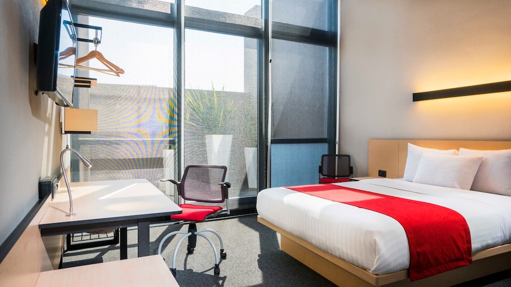 City Express Plus by Marriott Patio Universidad 9/26