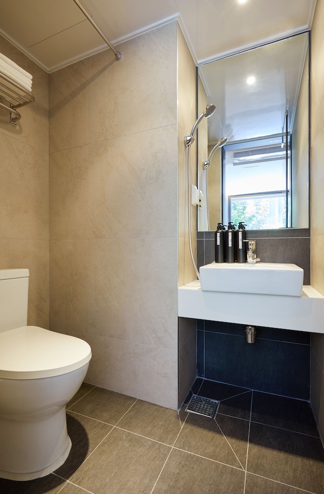 Hostel CLEO Seoul Hongdae 33/37
