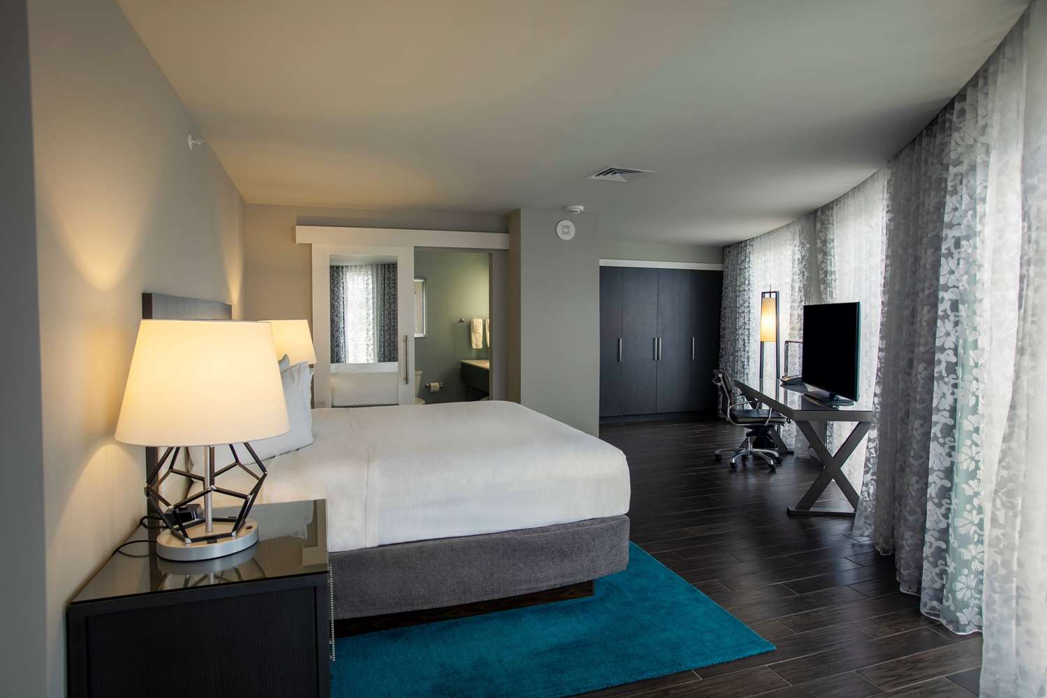 Wyndham Grand Jupiter at Harbourside Place 7/43