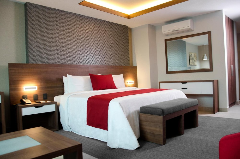 Hotel 5 de Mayo 12/43