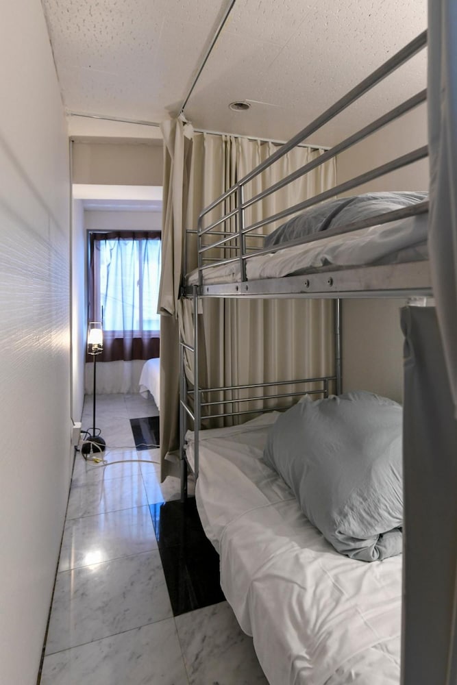 Kagoshima Guest House M104 - Hostel 11/50