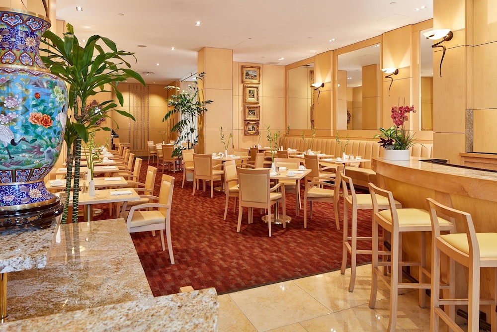 Orchard Garden Hotel 35/50