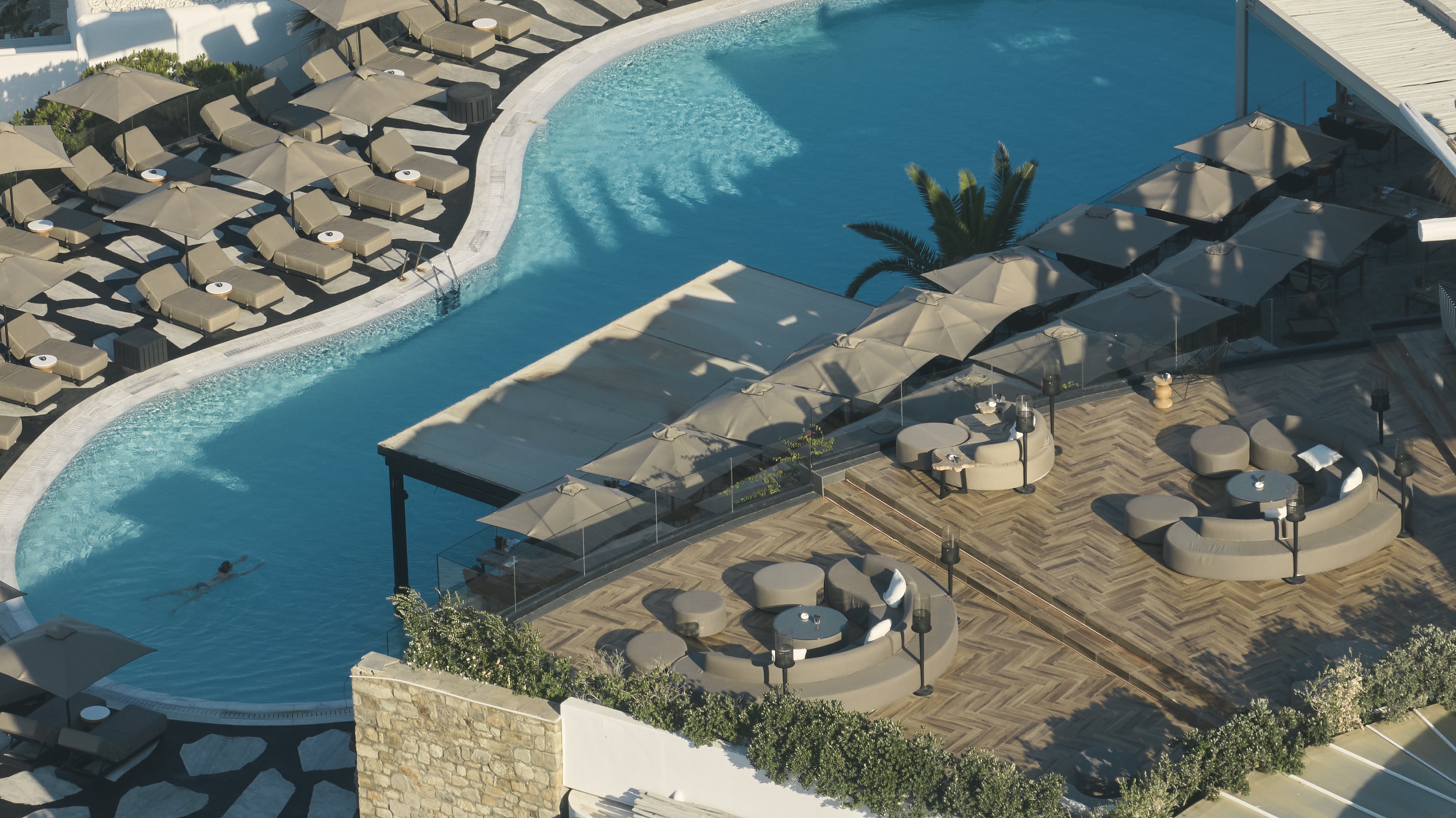 Royal Myconian - Leading Hotels Of The World 21/37