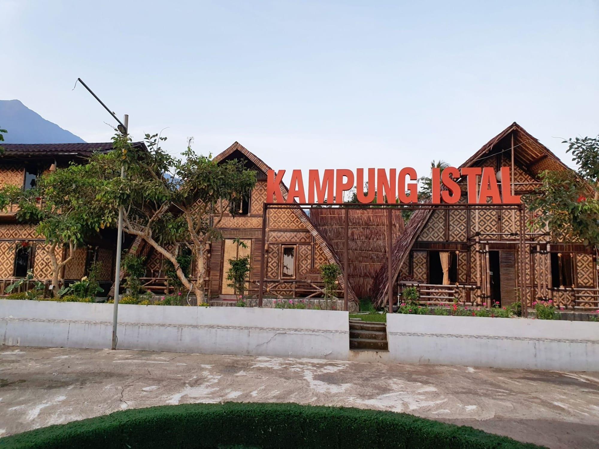 Kampung Istal by ZUZU 4/31