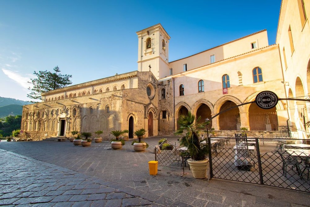 Donnaciccina Accomodation 40/50