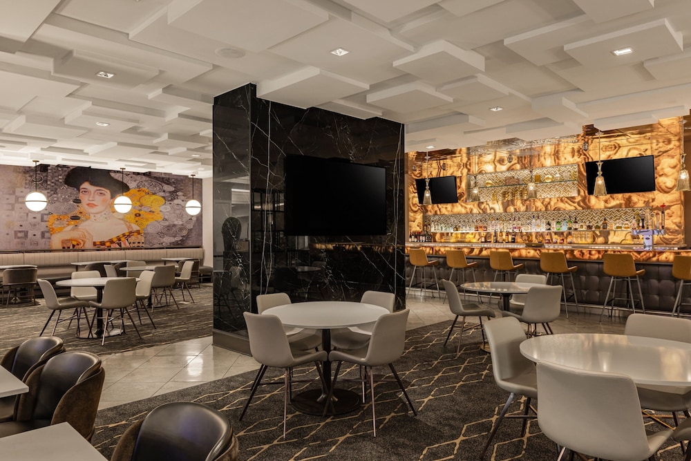 Marriott S Grand Chateau Hotel 28/35