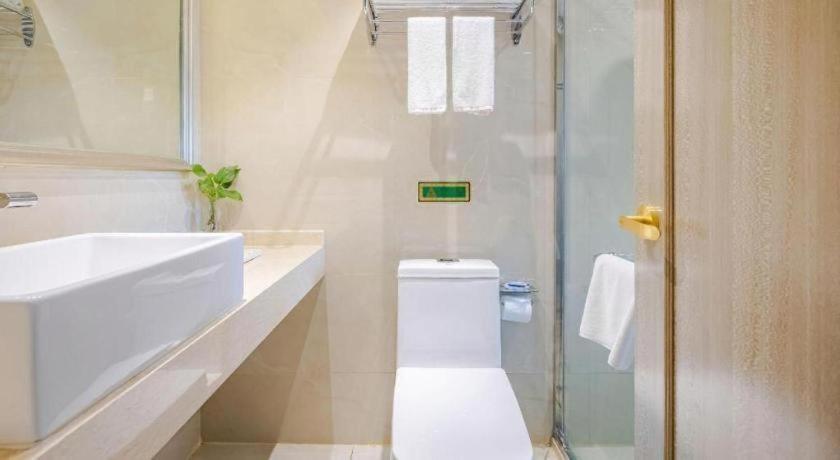 Venus International Hotel (Kunming Tongde Plaza) 58/60