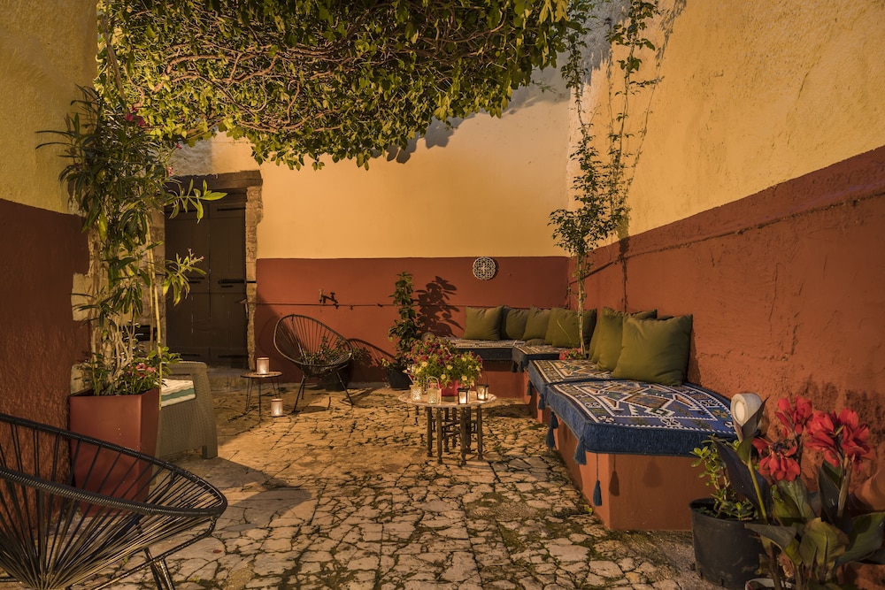 Alcanea Boutique Hotel 65/69
