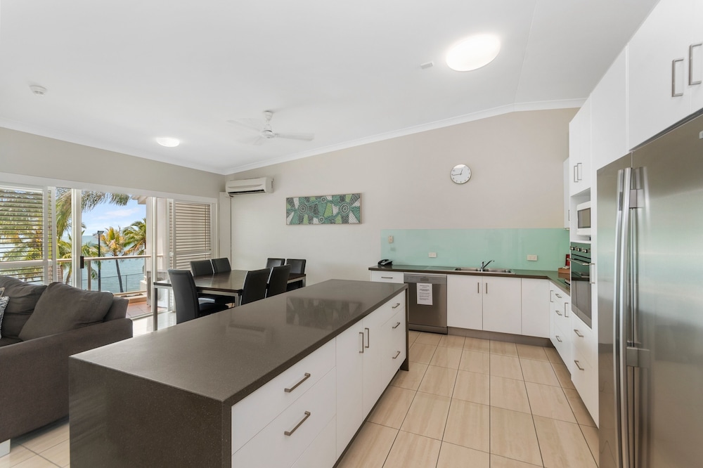 MARINERS NORTH HOLIDAY APARTMENTS 14/77