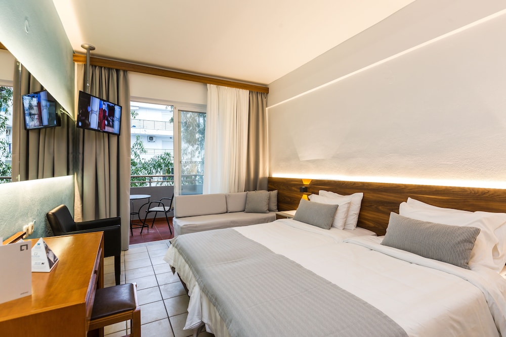 Atrium Ambiance Hotel 8/46