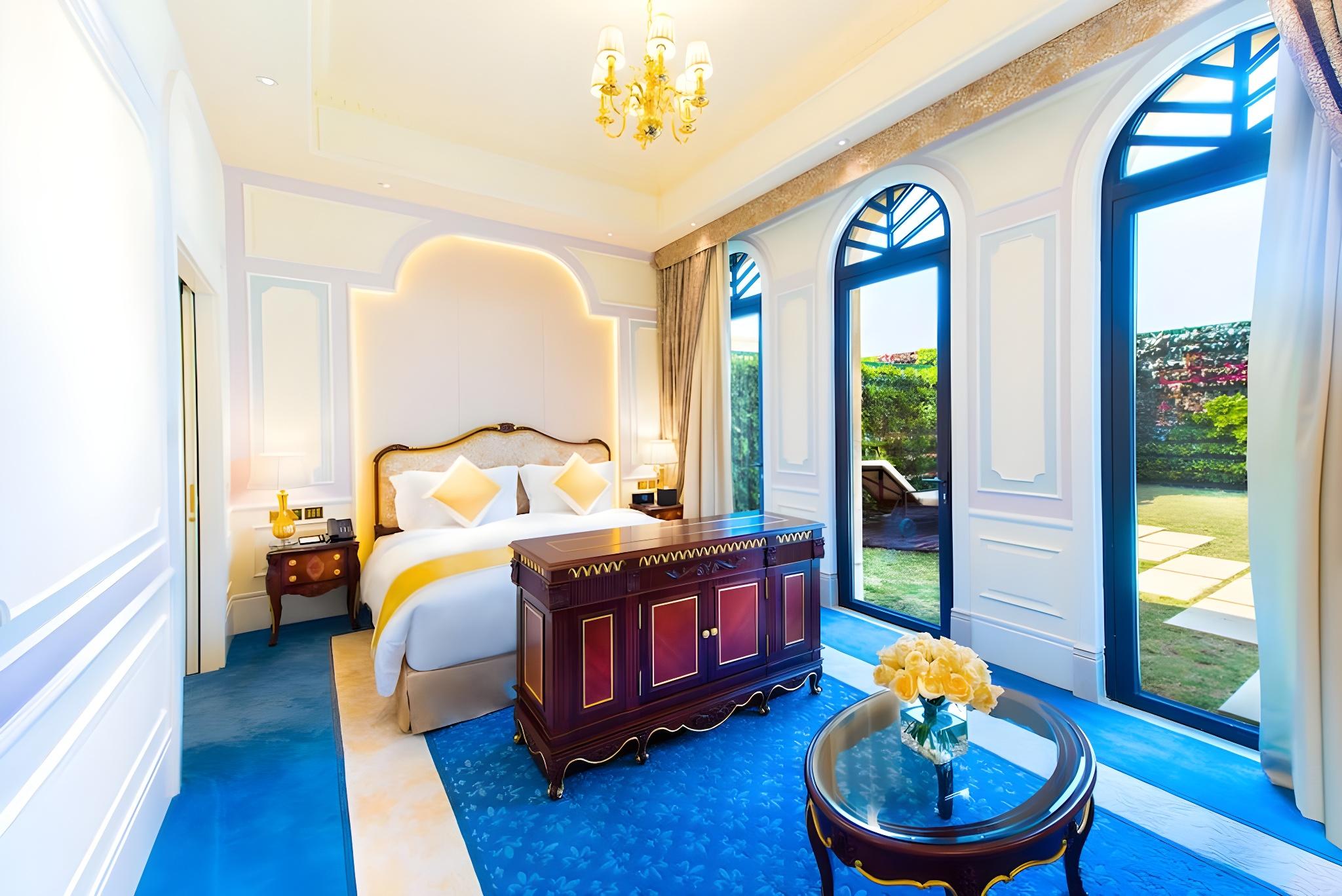 1 Bedroom, Suite, Private Garden, Balcony