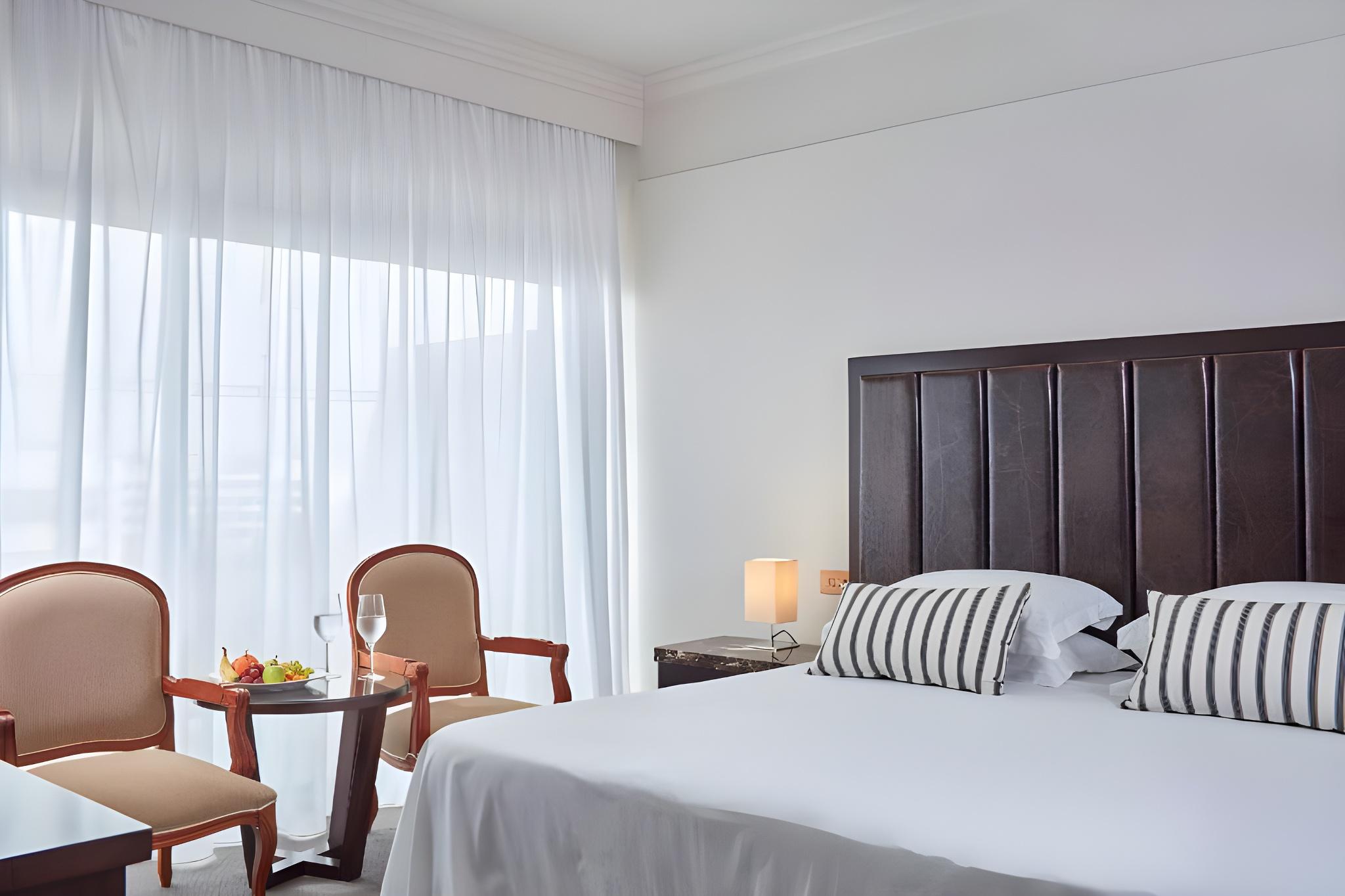 Standard, Single, Double and Twin Beds