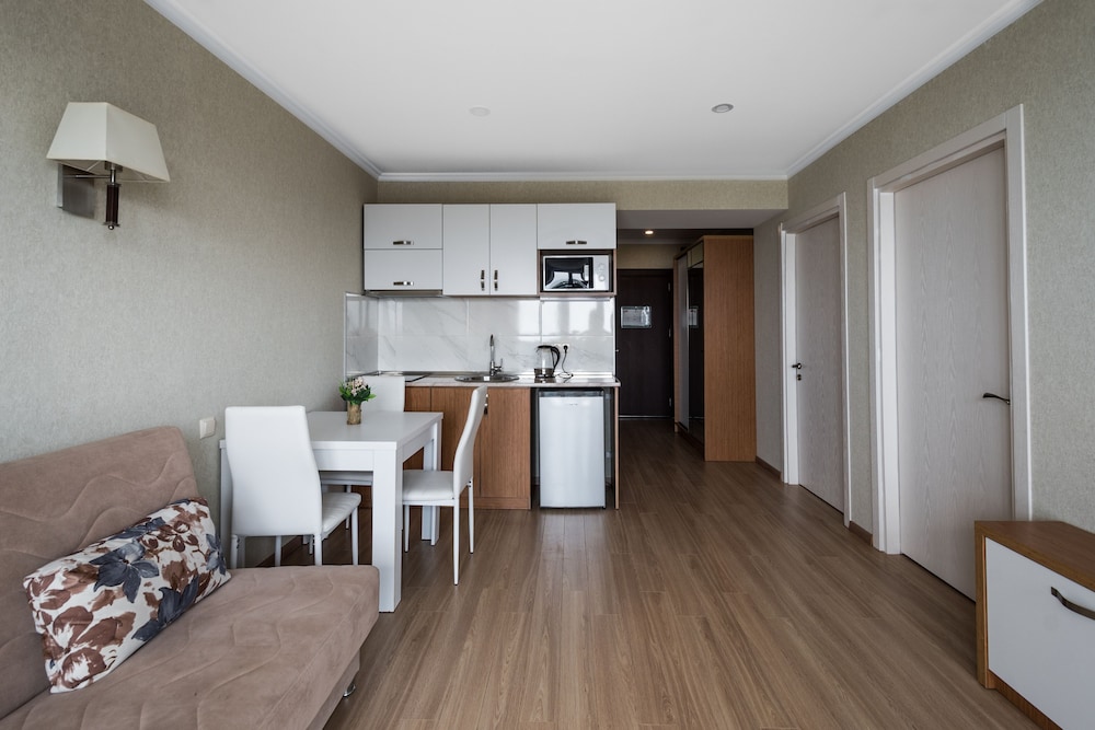 Orbi Beach Tower Hotel Official 31/42