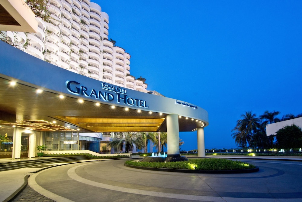 Royal Cliff Grand Hotel 6/65