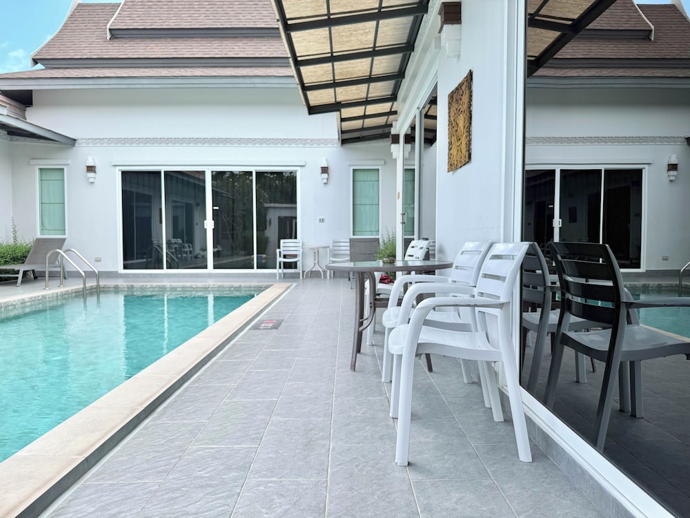 Phuket La Siesta Pool Villa 21/48