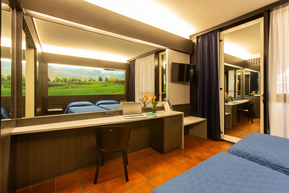 Hotel Pineta 51/65