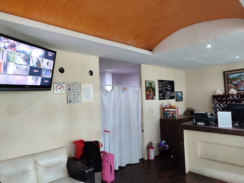 Hotel Ashly 9/57