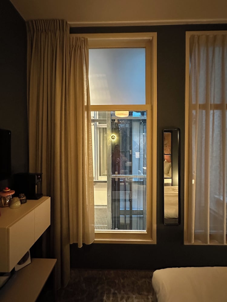 Art Gallery Hotel Bv 33/33