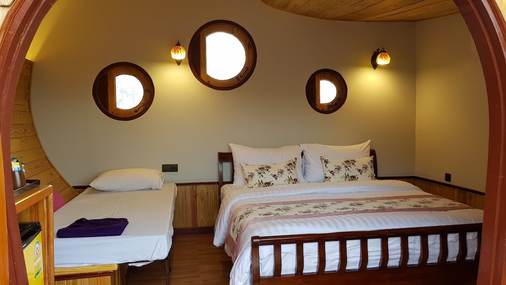 Kiripura Resort 8/32