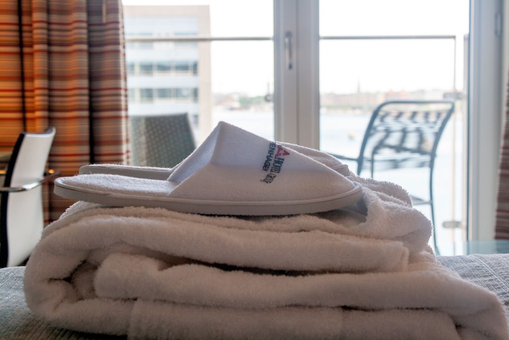 Copenhagen Island Hotel 20/35