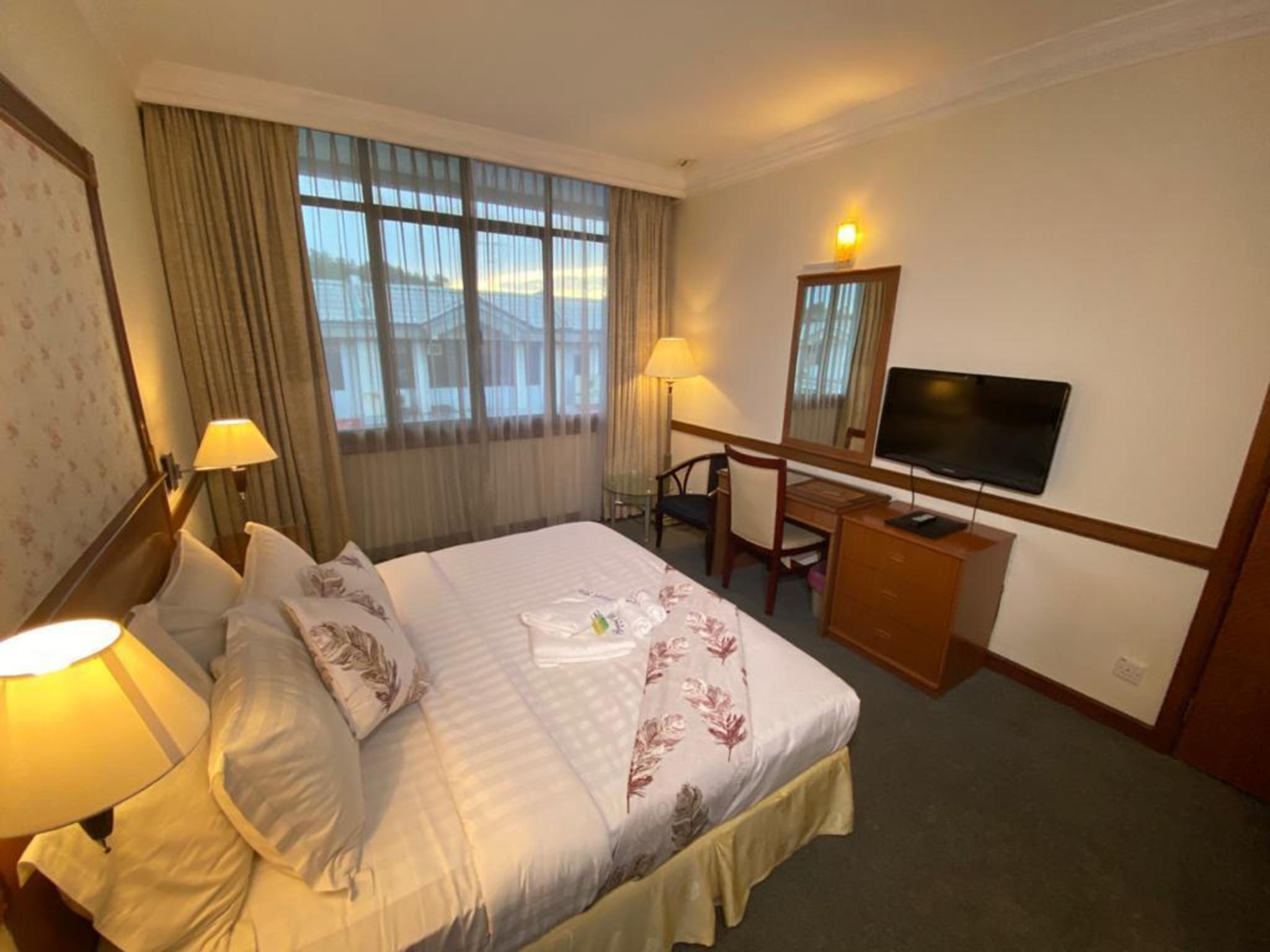 GRAND CITY HOTEL 13/16