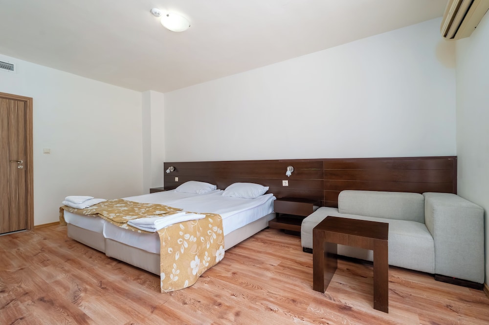 Asteria Family Sunny Beach 12/50