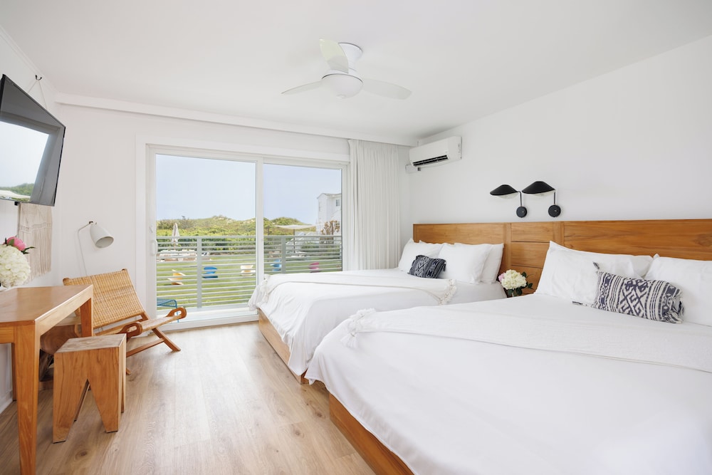 DOUBLE BED, SIDE OCEAN VIEW