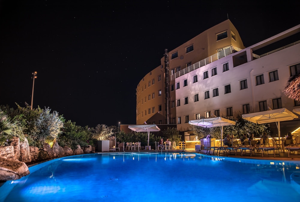 Mercure Olbia Hotel e Spa in OLBIA