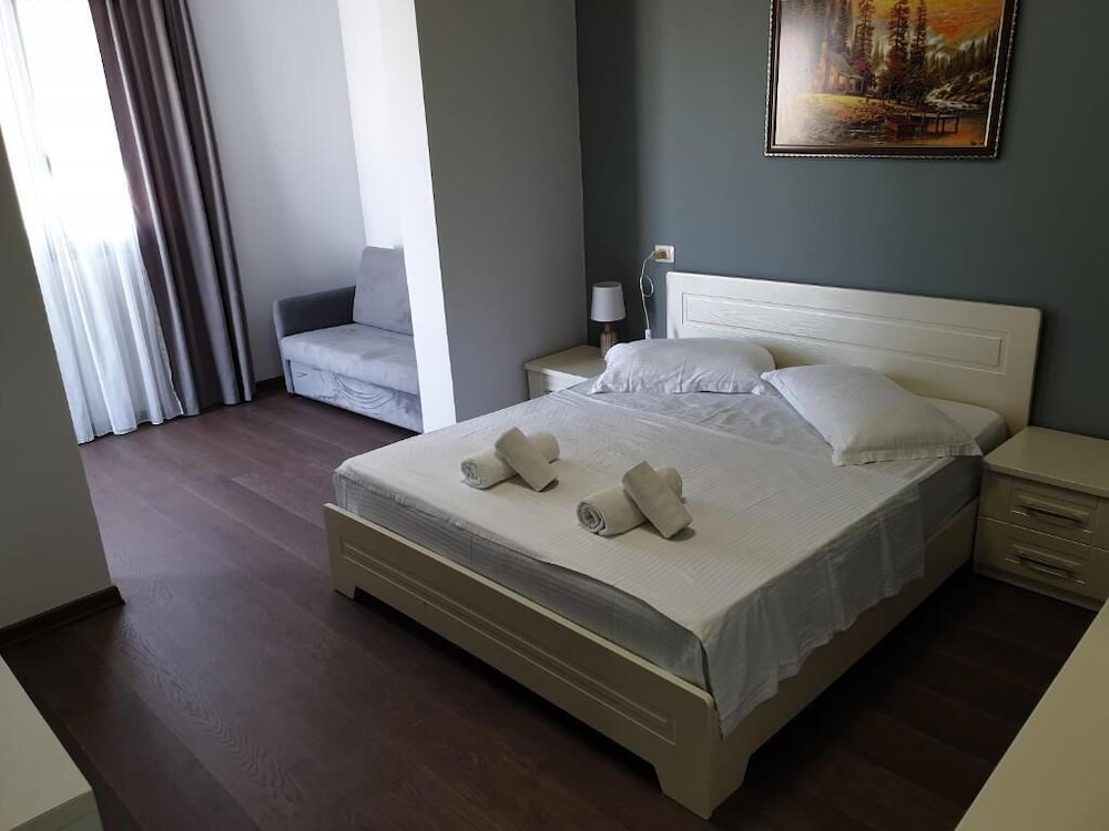 PERANDOR BEACH HOTEL 27/64