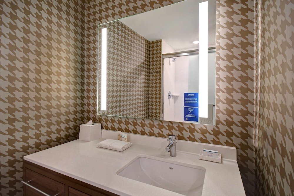 Home2 Suites by Hilton Kalamazoo Downtown 27/67