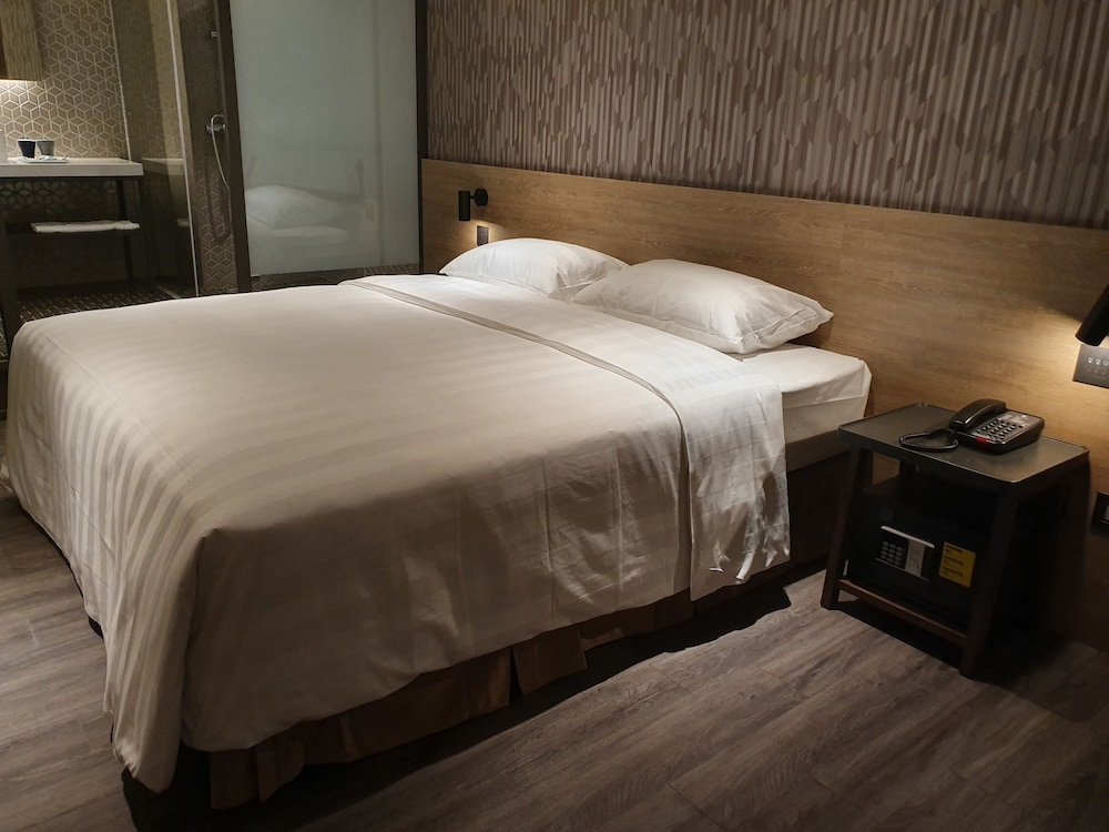 City Suites Taoyuan Station 21/50