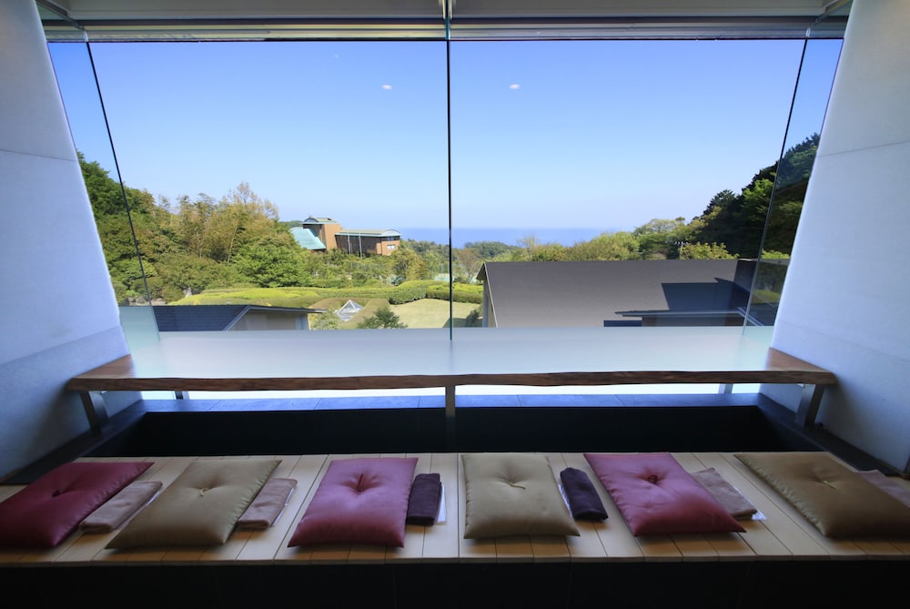 Yutorelo Atami 5/50