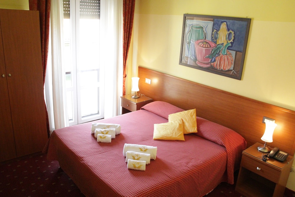 Hotel Lugano 4/28