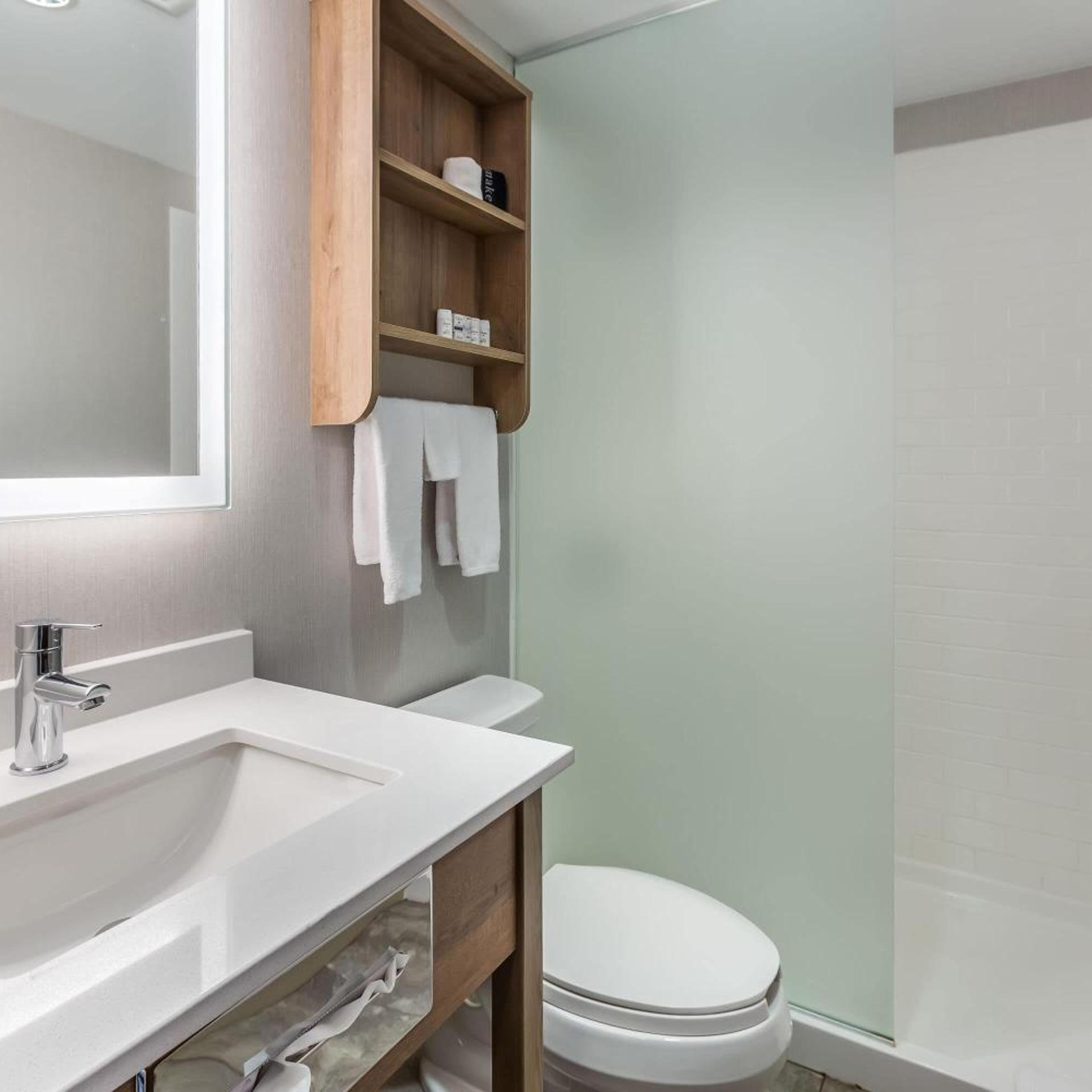 جناح سوبيريور بسرير كوين، Microtel Inn Suites By Wyndham Timmins 8/10