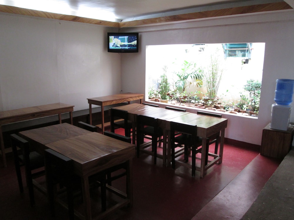 LA BELLA CASA DE BORACAY 43/57