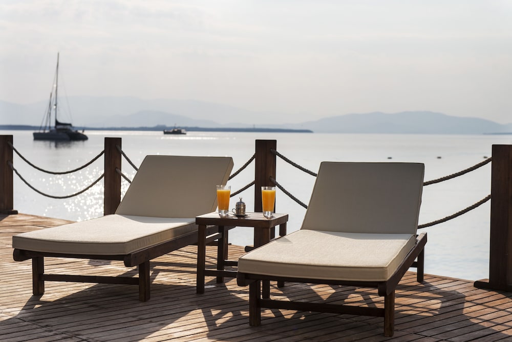 D-Marin Didim Marina Yacht Club 37/49
