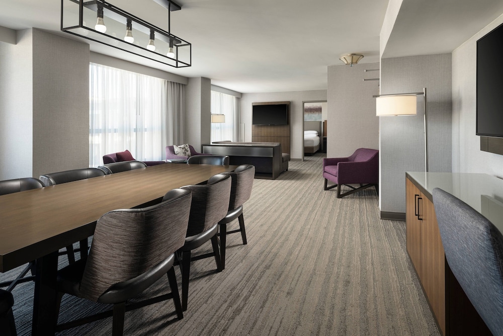 Costa Mesa Marriott 31/51