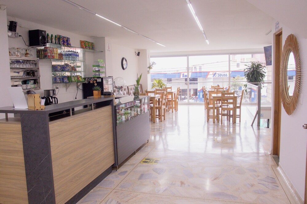 Hotel Omaga 7/48
