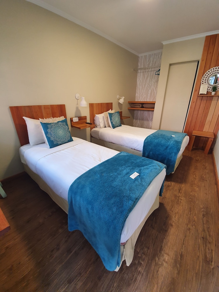 STANDARD, TWIN BEDS