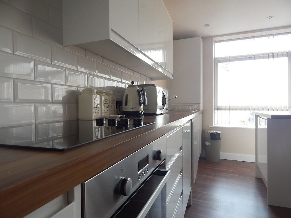 Harcourt Place 6/42