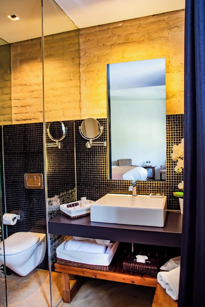 Casa Madero Hotel Boutique 72/73
