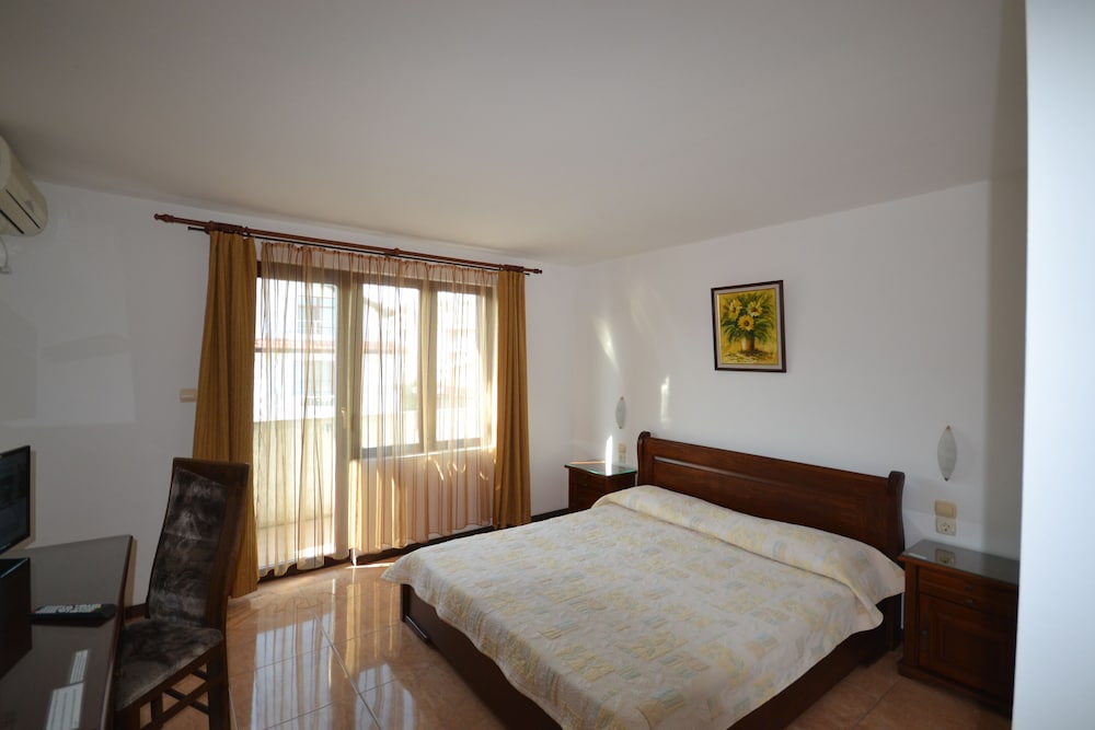 Hotel More 18/50