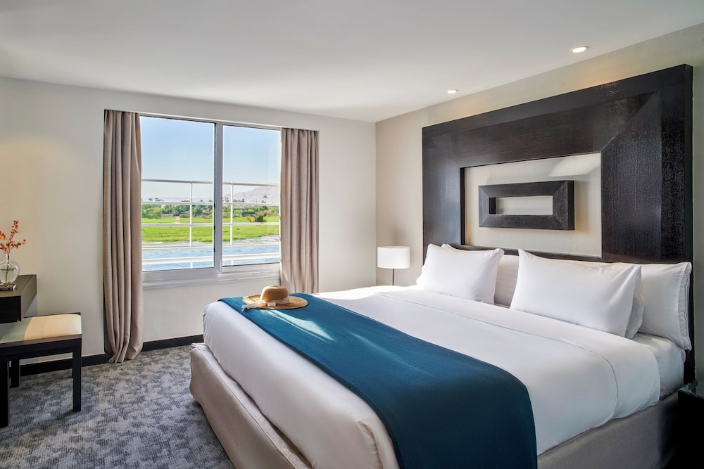 Movenpick Royal Lily Nile Cruise 5/28