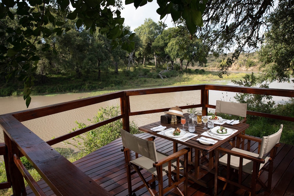 Hamilton Tented Camp 35/56