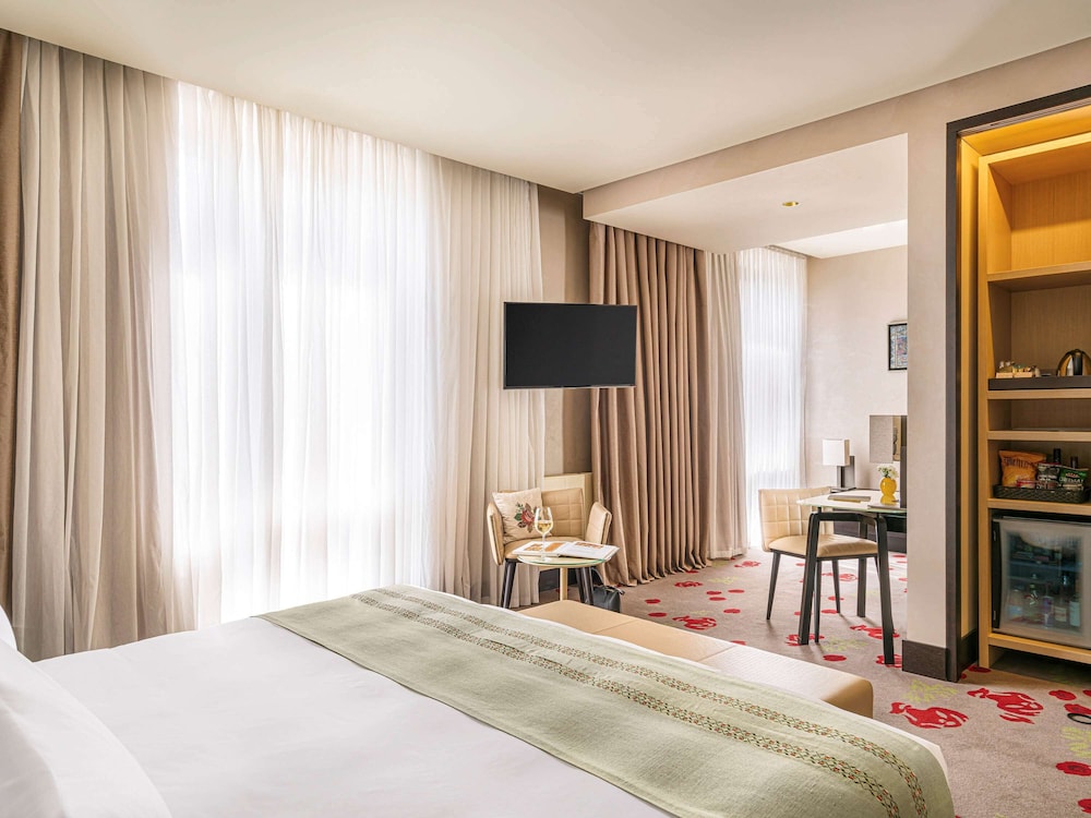 BERD'S Hotel 26/71