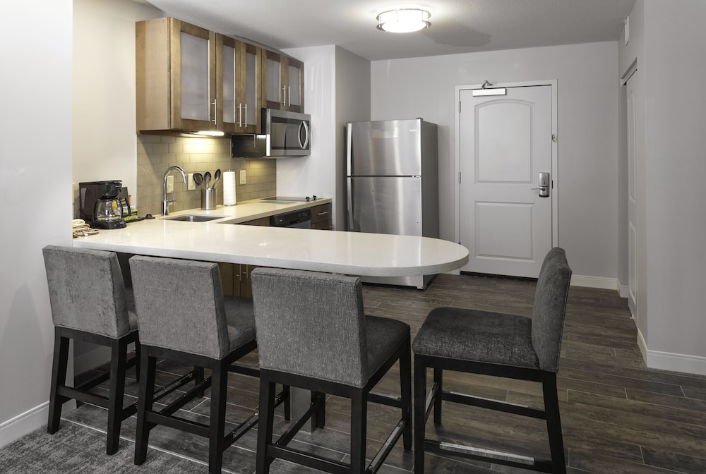 Staybridge Suites Montgomery - Downtown 35/37