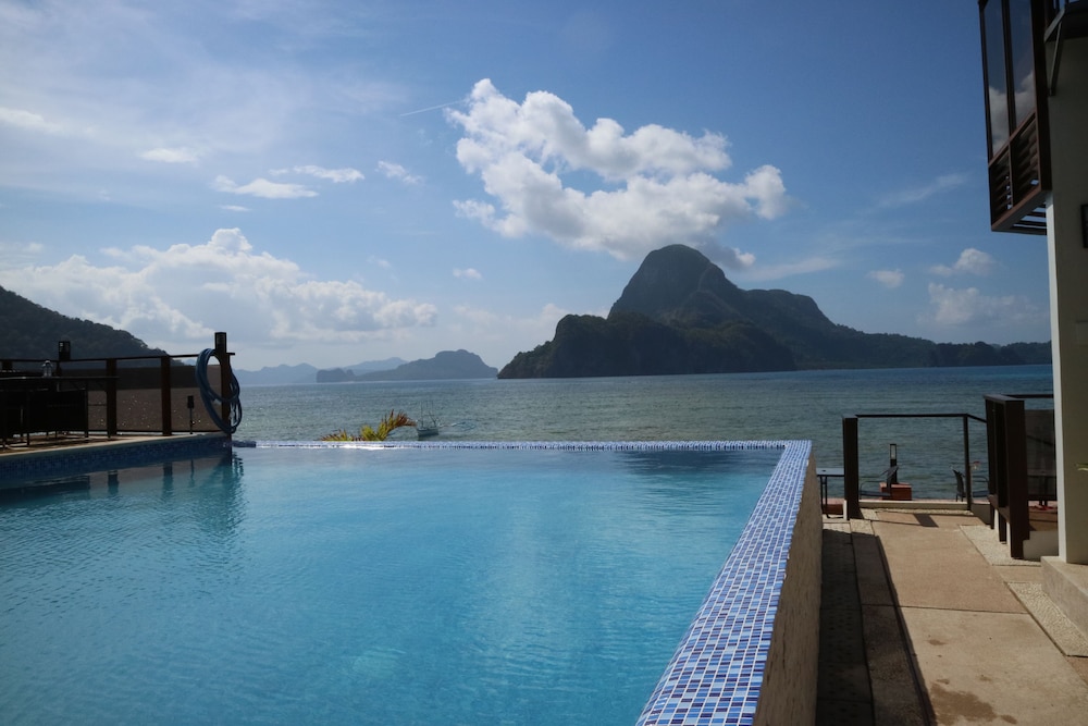 El Nido Reef Strand Resort 4/45