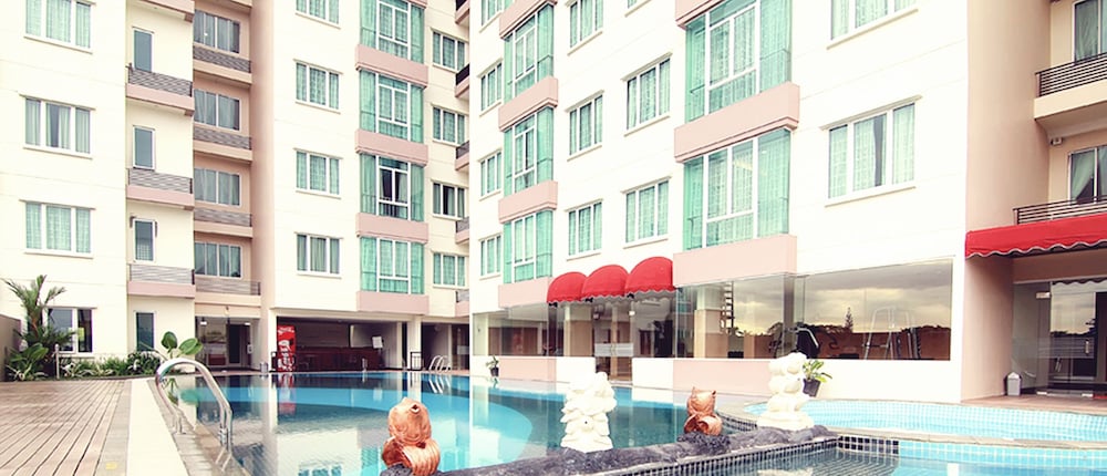 The BCC Hotel and Residence 62/67