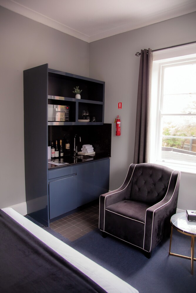 Bayswater Boutique Lodge 38/58