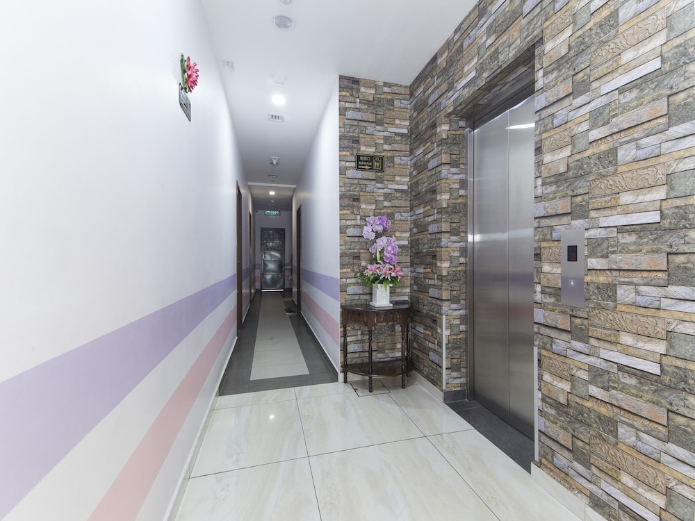 Palazzo Hotel 35/44